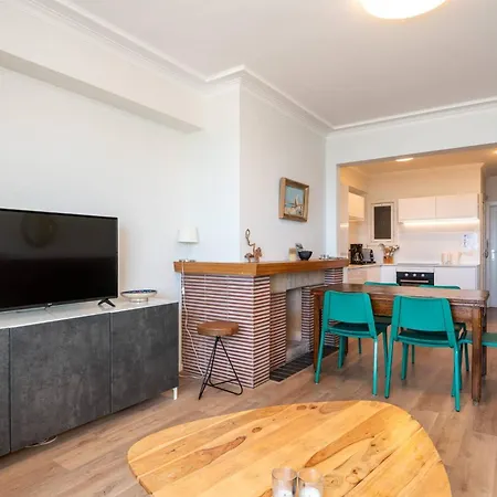 Charming With Sea View For 6 Apartment Ostende