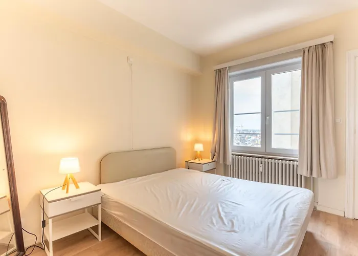 Charming With Sea View For 6 Apartment Ostend