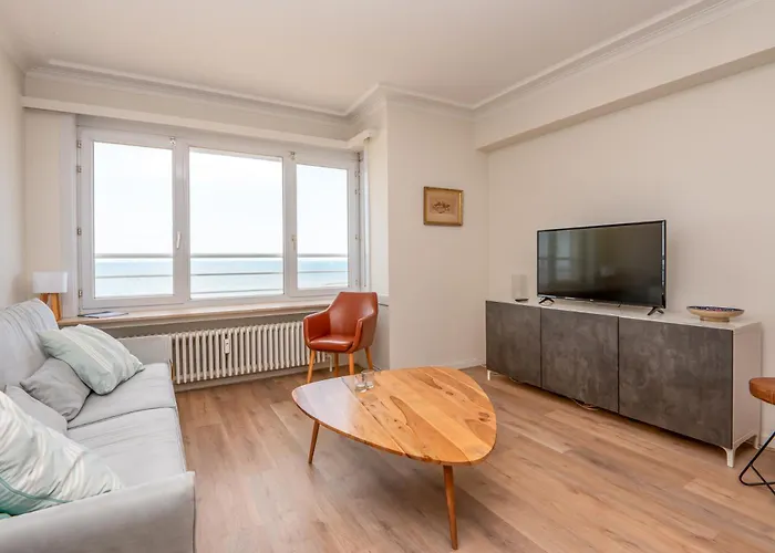 Charming With Sea View For 6 Apartment Ostend