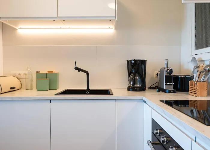 Charming With Sea View For 6 Appartement *